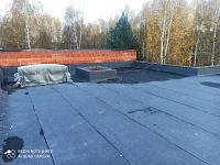 Плоская кровля с гидроизоляцией, подготовка основания под окно Fakro DXC-C P2