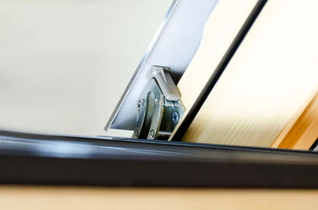 Мансардное окно Fakro FTP-V (CH)   фото