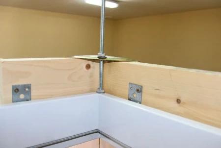 Чердачная люк-лестница Fakro LCS-E (CH)   фото