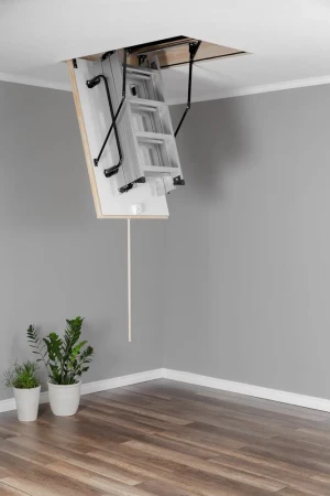 Чердачная люк-лестница Oman Алюминиевая складная 3-х секционная Alu Profi Polar   фото