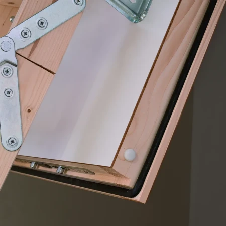 Чердачная люк-лестница Minka Polar 60   фото Чердачная люк-лестница Minka Polar 60   фото