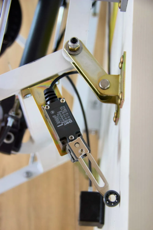 Чердачная люк-лестница Fakro LCS-E (CH)   фото