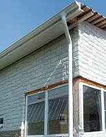 Установленная водосточная система Grand Line