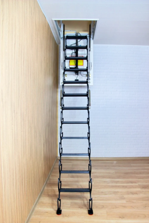 Чердачная люк-лестница Fakro LCS-E (CH)   фото