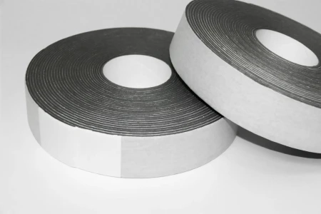 Уплотнительная клейкая лента Fakro HausBand P 30x0,05 м   фото