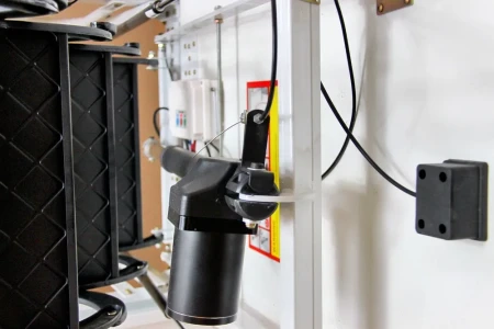 Чердачная люк-лестница Fakro LCS-E (CH)   фото