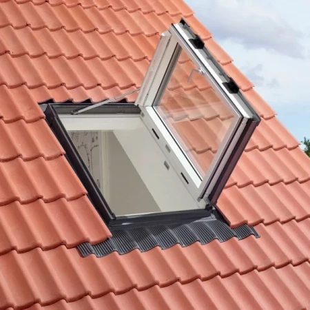 Распашное окно Velux GXL 3070   фото