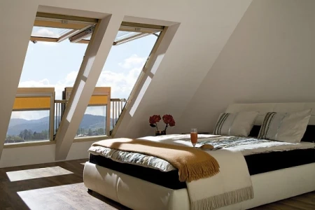 Окно-балкон Fakro LUX FGH-V P2 galeria   фото