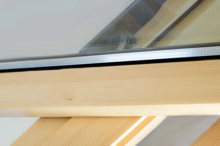 Мансардное окно Fakro FTP-V (CH)   фото