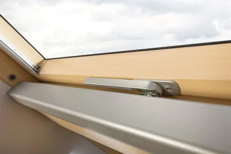 Мансардное окно Fakro LUX FTP-V U3 WiFi   фото