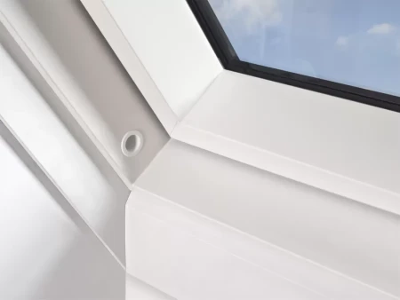 Мансардное окно Fakro PTP-V U4   фото