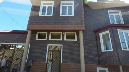 Berg (Коричневый)