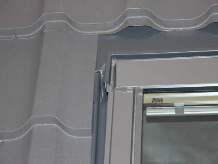 Оклад Fakro EZV-RU для профилированной кровли   фото Оклад Fakro EZV-RU для профилированной кровли   фото