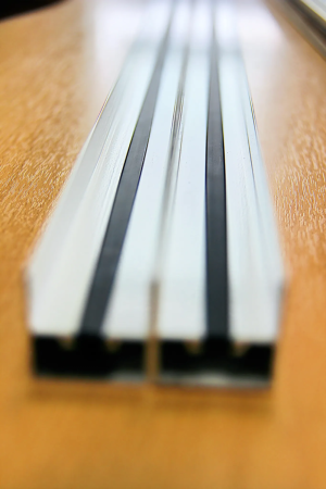 Шторы и москитные сетки 2 в 1 Fakro Штора и  AMD Duet Blackout   фото