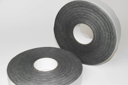 Уплотнительная клейкая лента Fakro HausBand P 30x0,05 м   фото