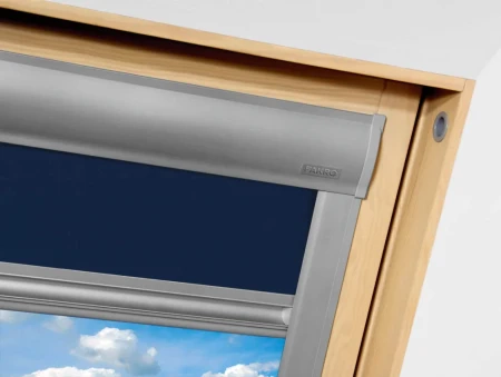 Рулонная штора Fakro Затемняющая ARF Blackout   фото