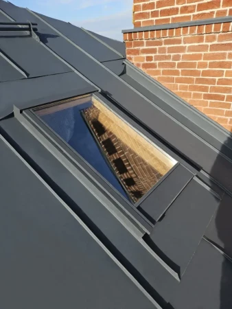 Мансардное окно ВиЛайт Без открывания с окладом   фото