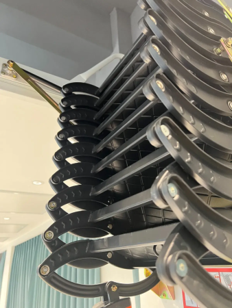 Чердачная люк-лестница Fakro LCS (CH)   фото