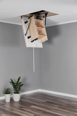 Чердачная люк-лестница Oman складная 4-х секционная Compact Termo   фото