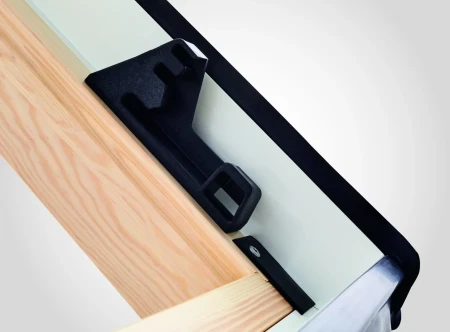 Мансардное окно Roto Designo R89 H200   фото Мансардное окно Roto Designo R89 H200   фото