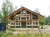 Фахверковый дом со строительными лесами и кровлей Shinglas Кантри Огайо