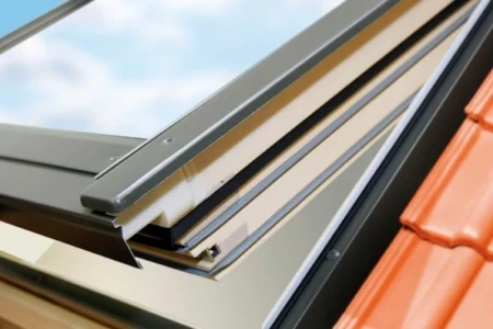 Мансардное окно Fakro LUX FTT U6 Thermo   фото